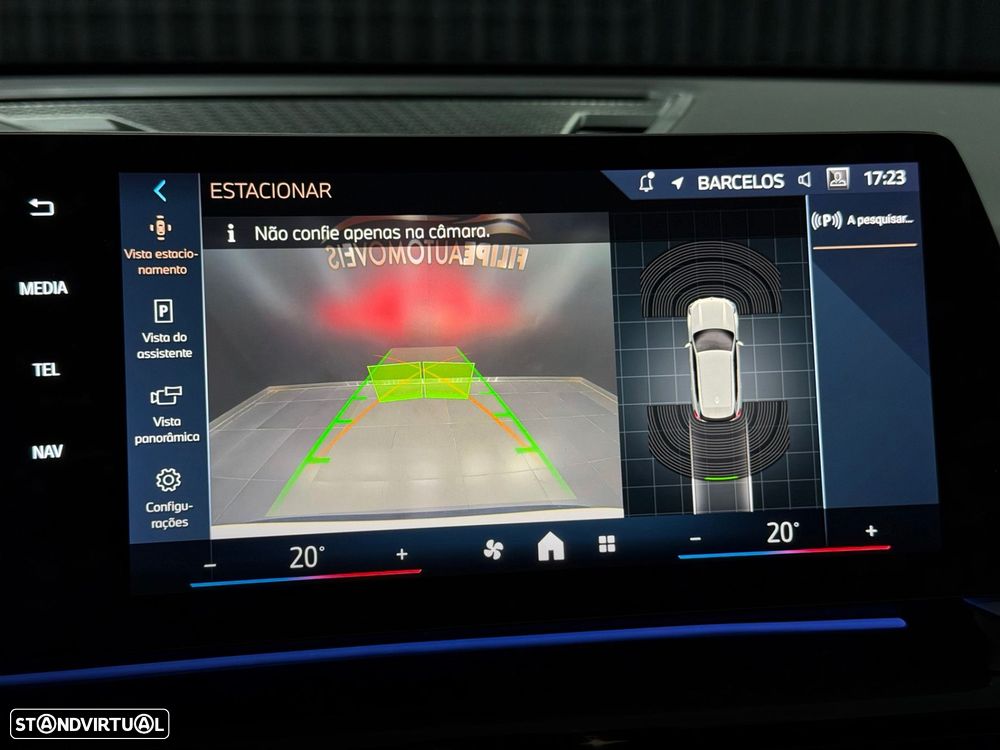 BMW iX1 eDrive20 xLine - 24