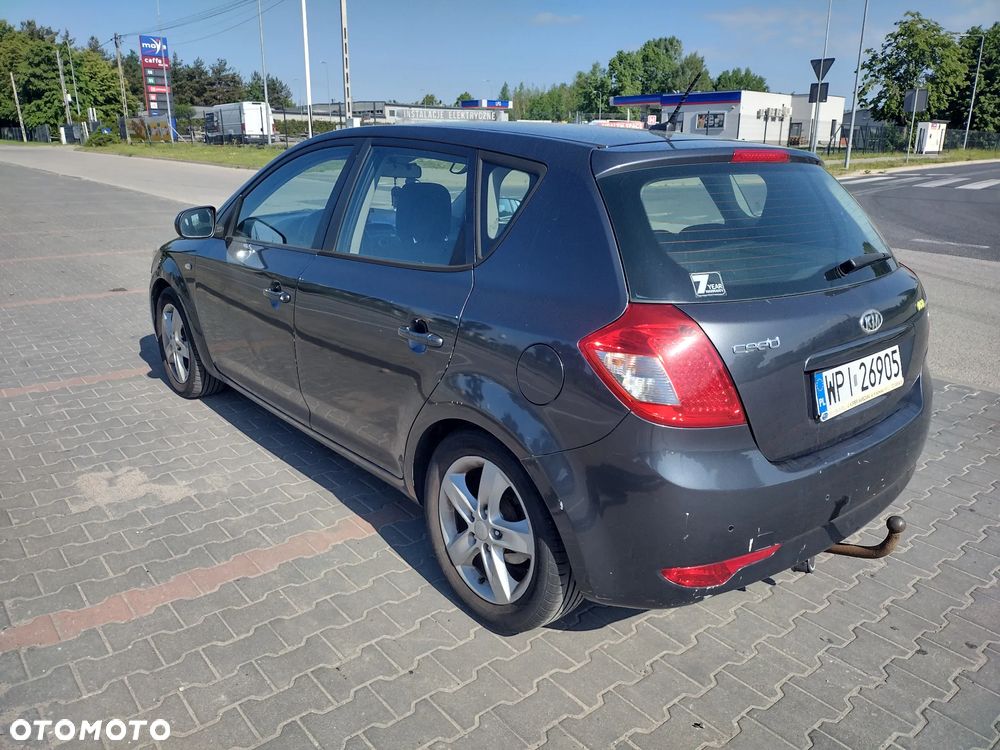 Kia Ceed 1.6 CRDi EX - 5