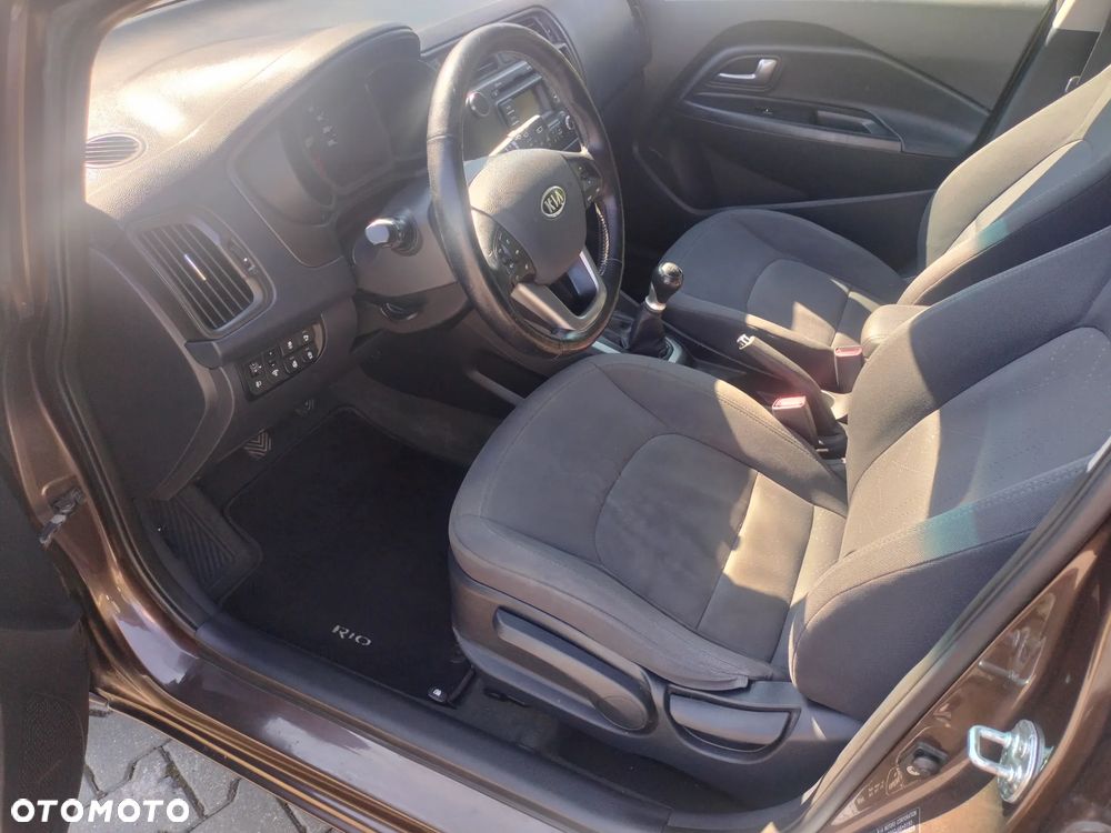 Kia Rio 1.2 XL - 9