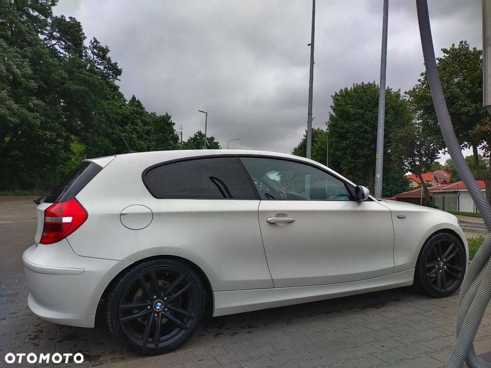 BMW Seria 1 118d - 5