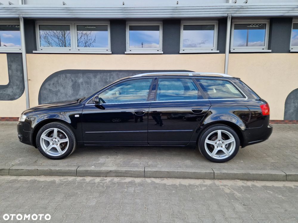 Audi A4 Avant - 4