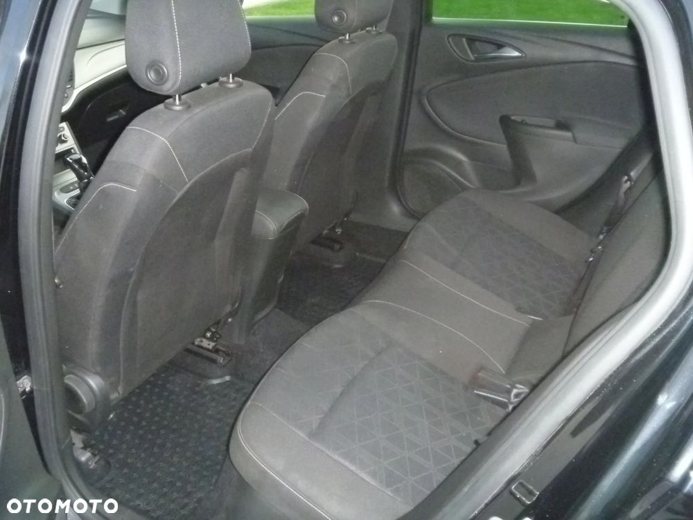 Opel Astra - 17