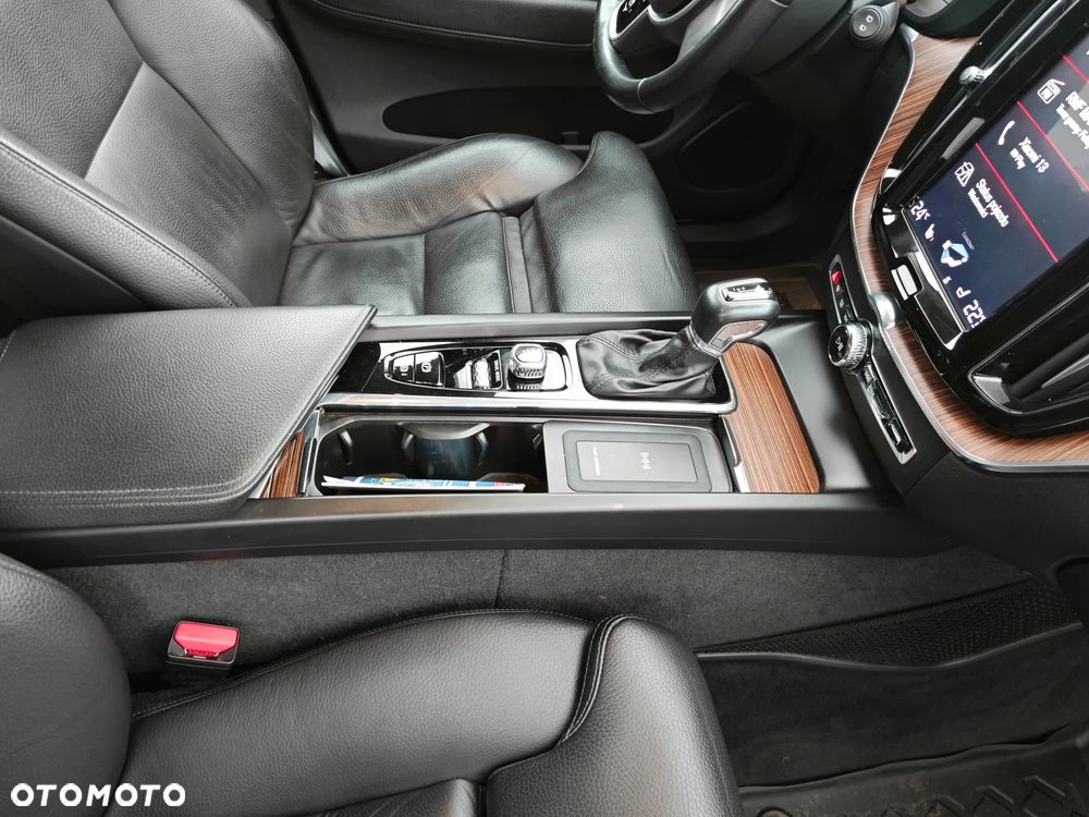 Volvo XC 60 D4 Inscription - 23