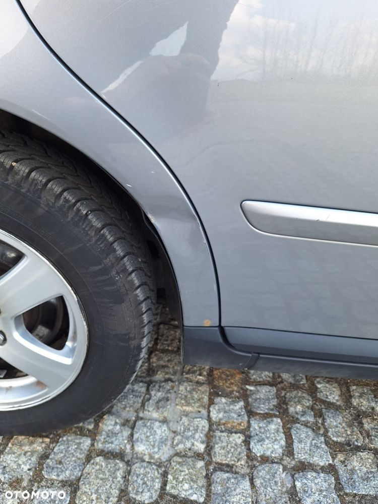 Volvo S40 1.6D - 11