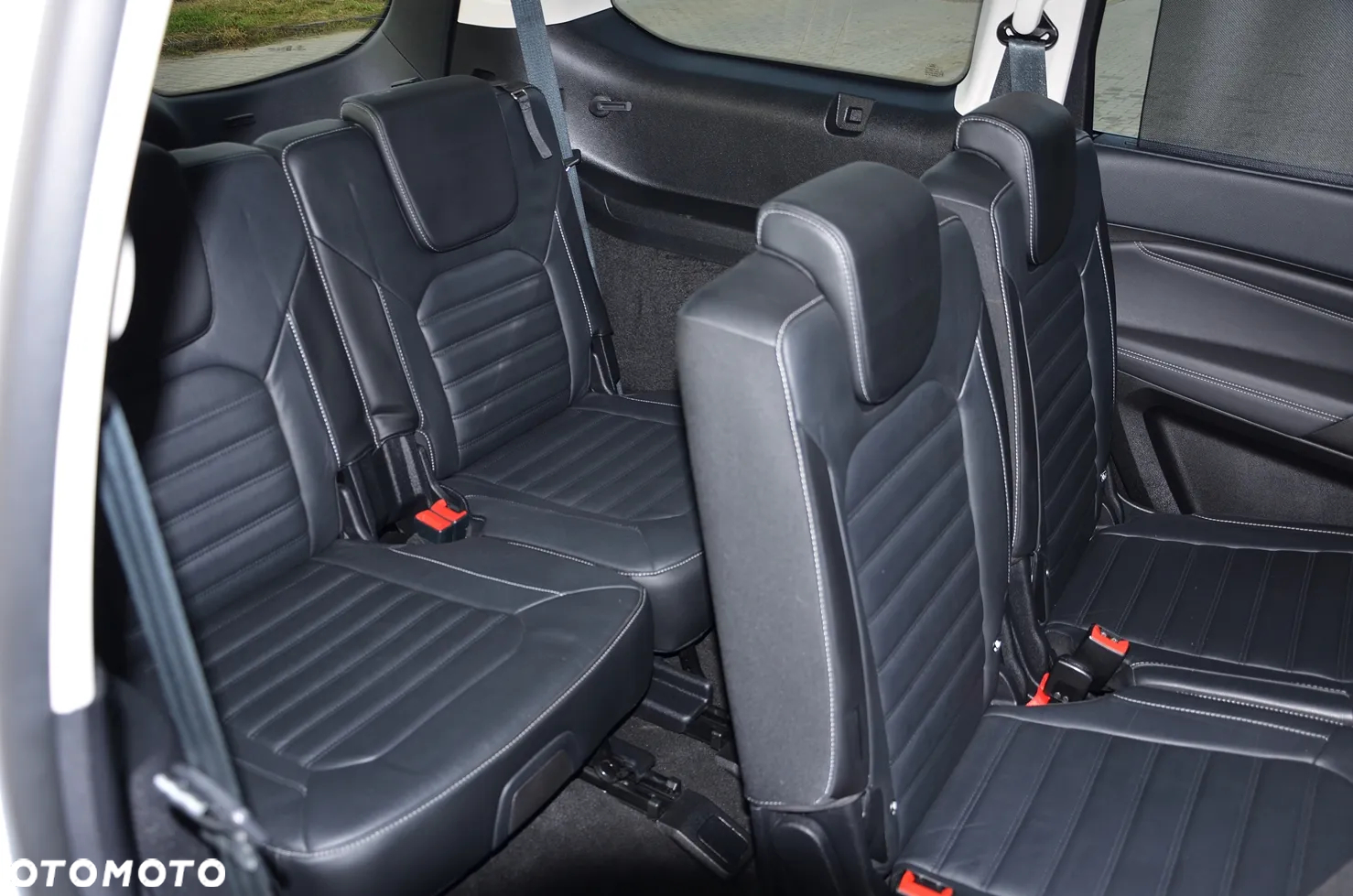 Ford Galaxy - 15