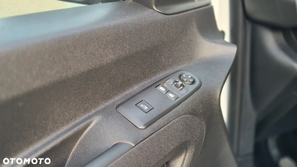 Opel Combo - 33