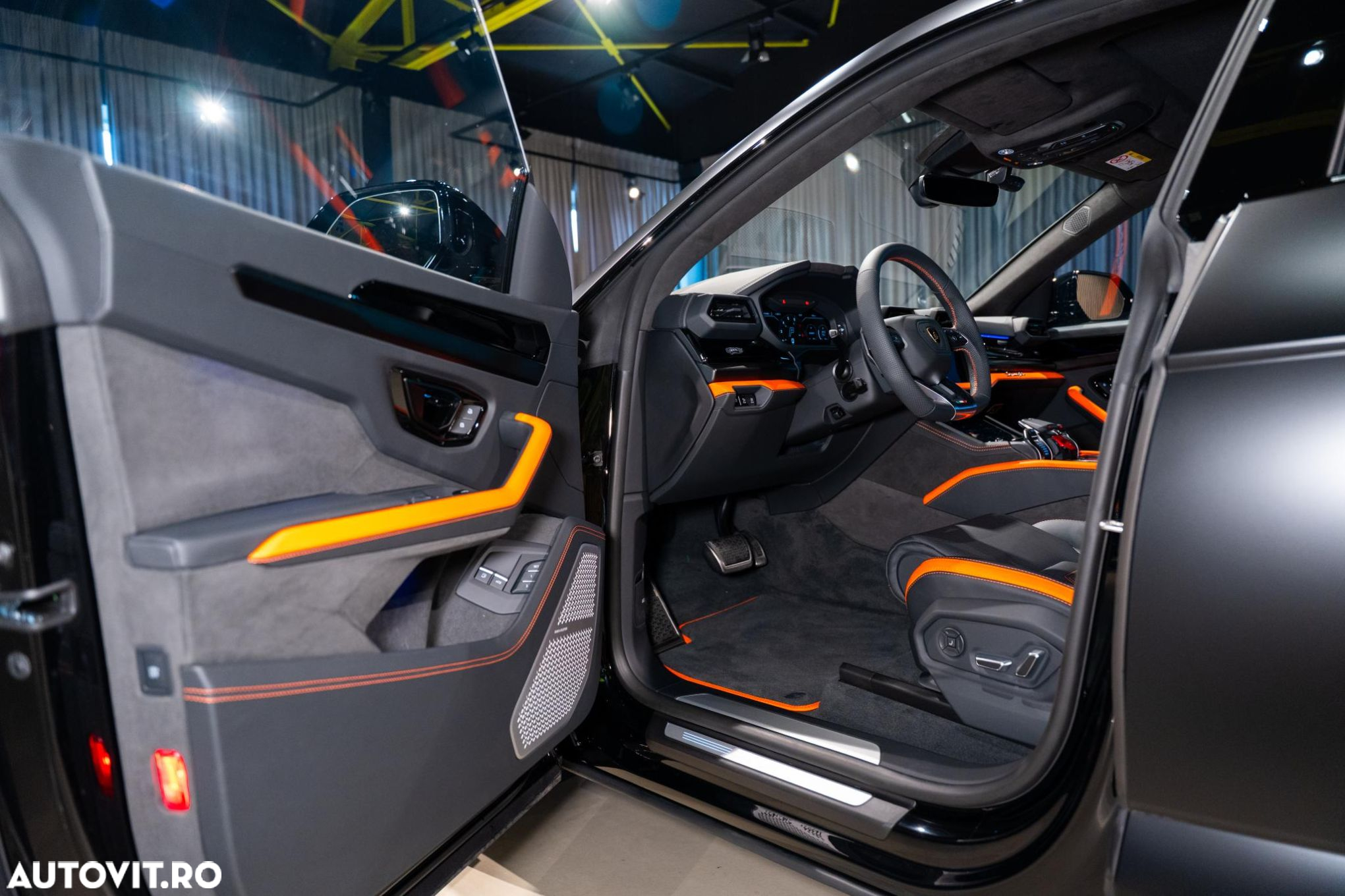 Lamborghini URUS - 12