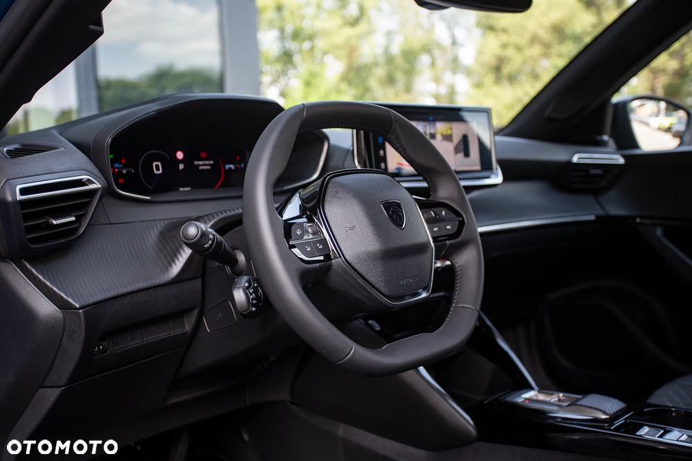 Peugeot 2008 Hybrid 145 e-DSC Allure - 13