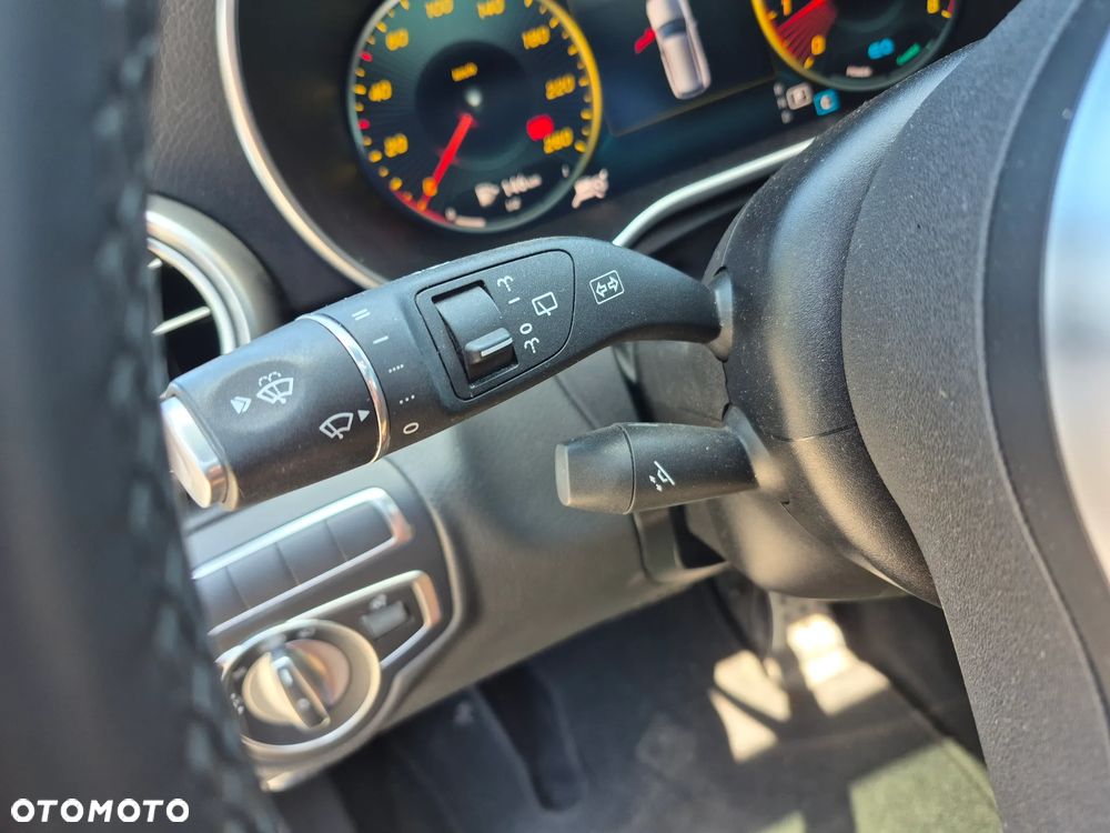 Mercedes-Benz Klasa C 200 4MATIC 9G-TRONIC - 14