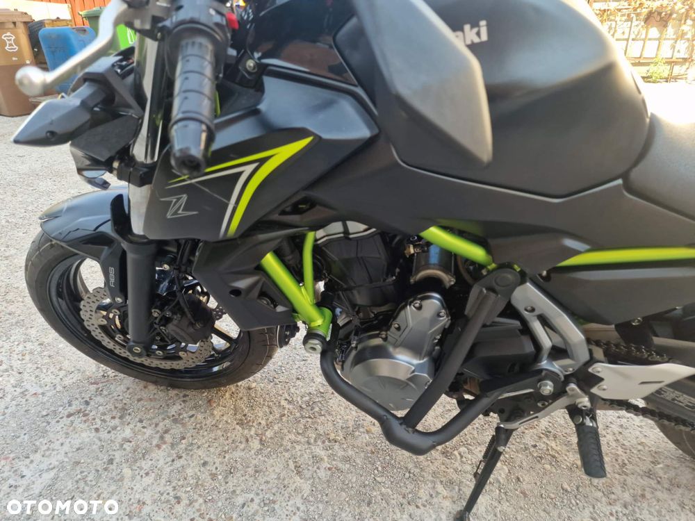 Kawasaki Z 650 - 6