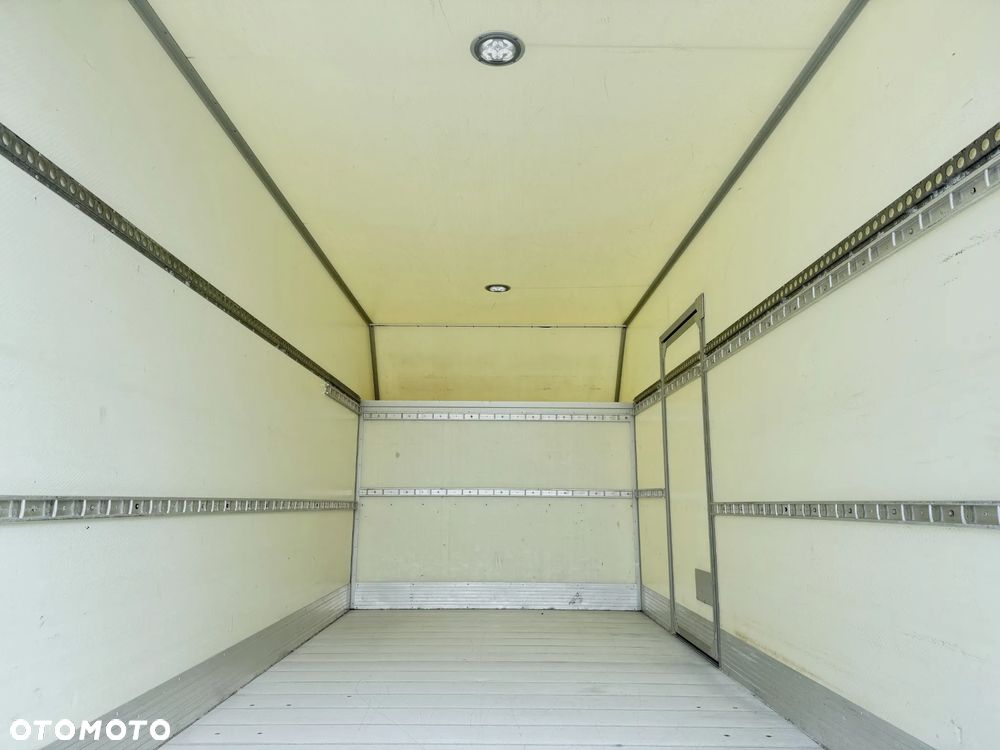 Iveco Daily 3,0 Izoterma Winda - 12