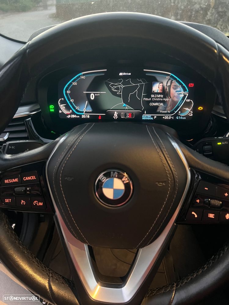 BMW 520 e Line Luxury - 18
