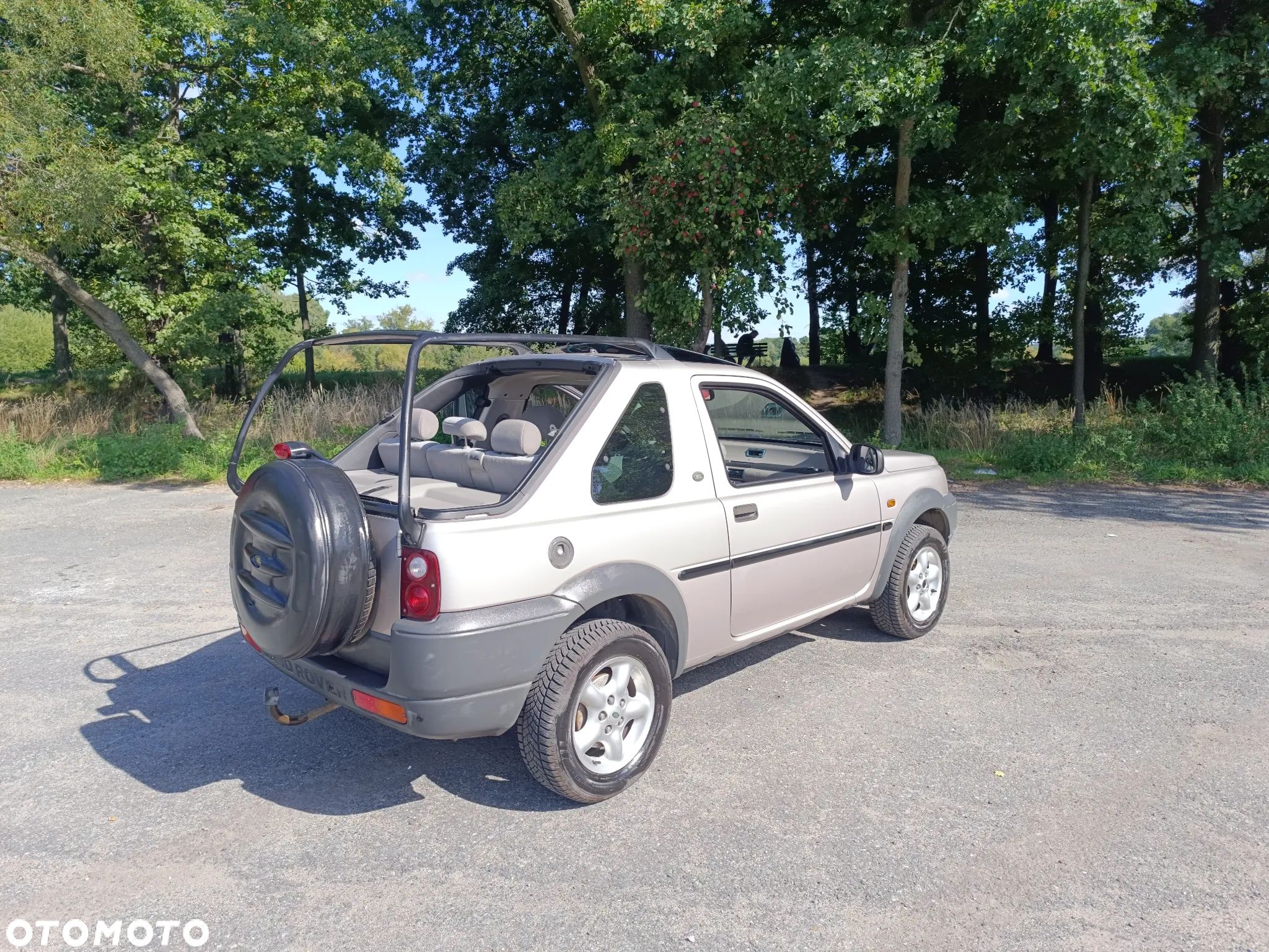Land Rover Freelander 2.0 D - 1