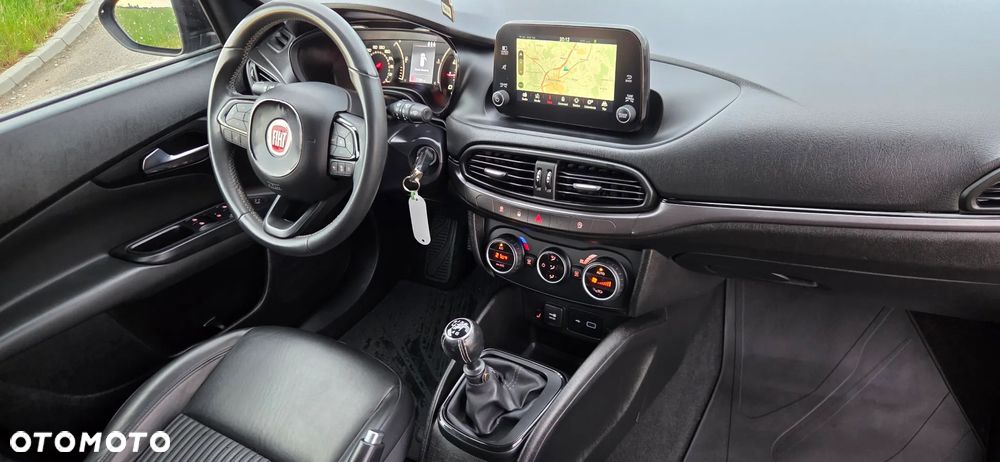 Fiat Tipo 1.4 T-Jet 16v S-Design - 9