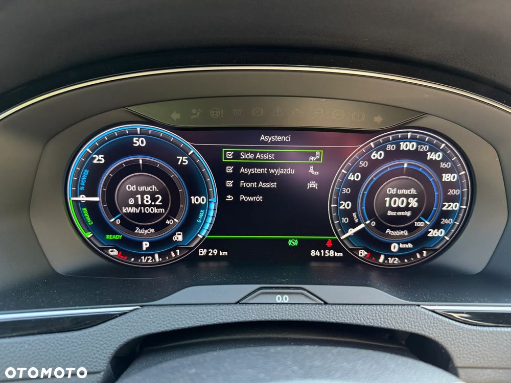 Volkswagen Passat - 35