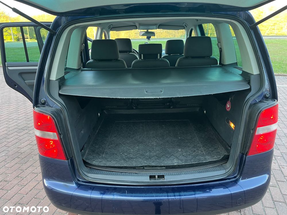 Volkswagen Touran 1.9 TDI Highline - 5