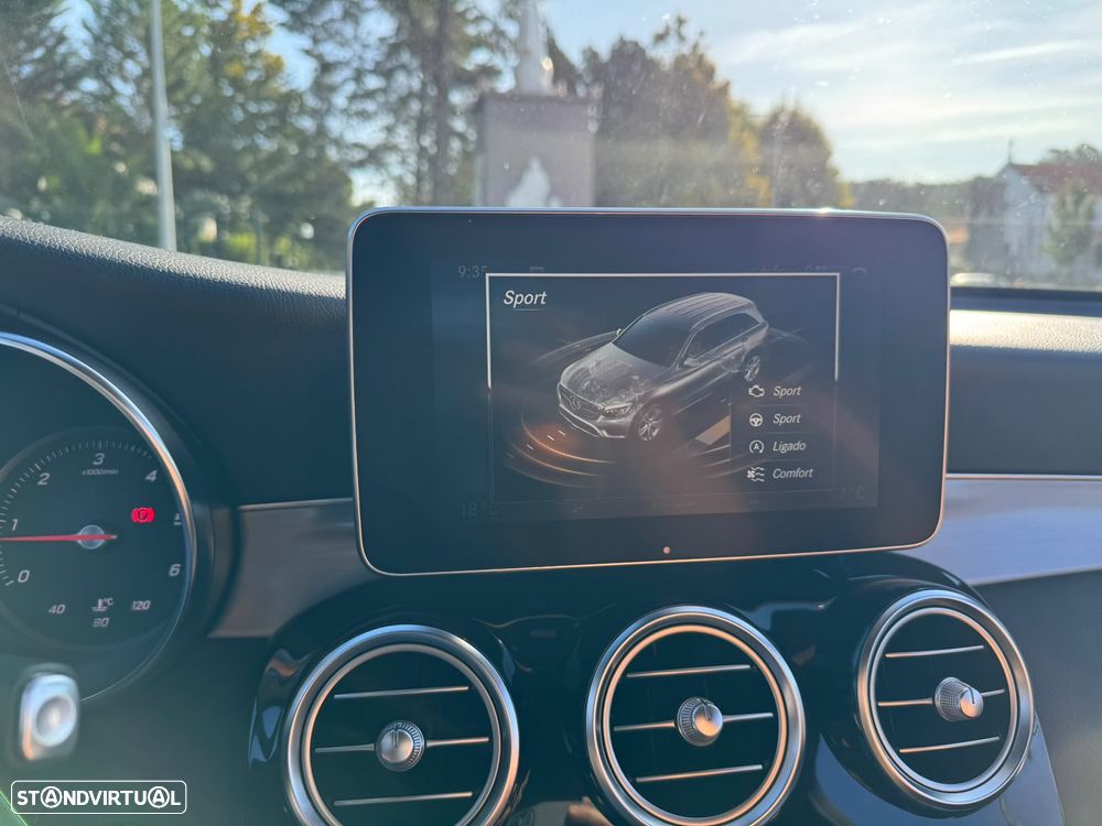 Mercedes-Benz GLC 220 d 4Matic 9G-TRONIC AMG Line - 39