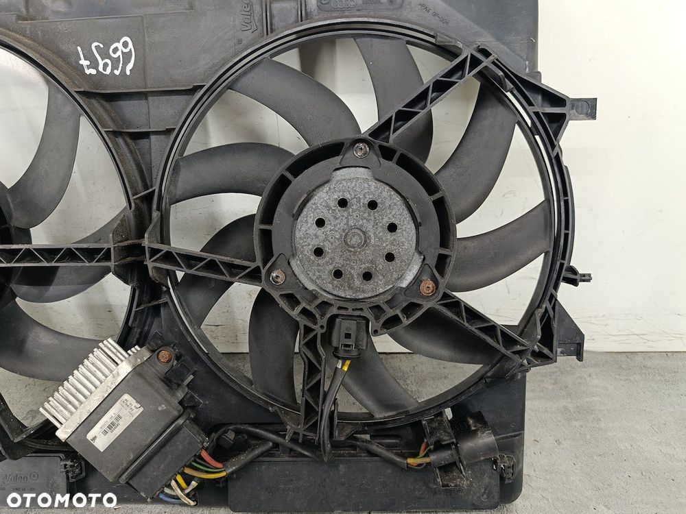 WENTYLATORY CHŁODNICY AUDI A5 8T 8K0121003H 993324D  VALEO 3.0 TDI - 7