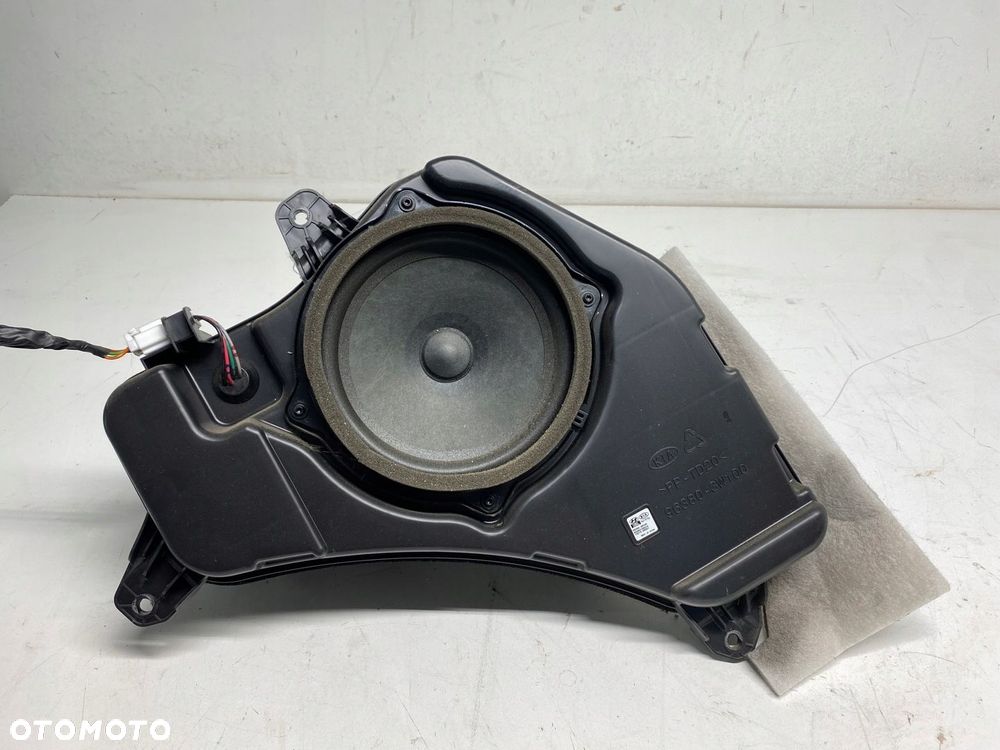 GŁOŚNIK BASOWY SUBWOOFER KIA SPORTAGE III 09-15 - 1