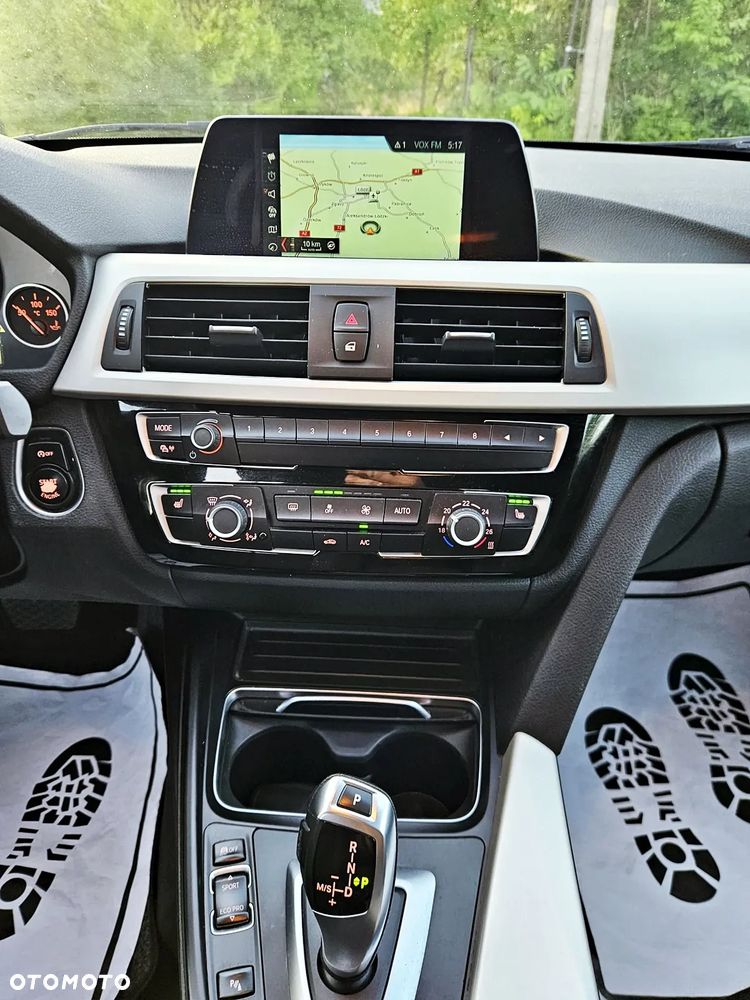 BMW Seria 3 318d Edition Luxury Line Purity - 19