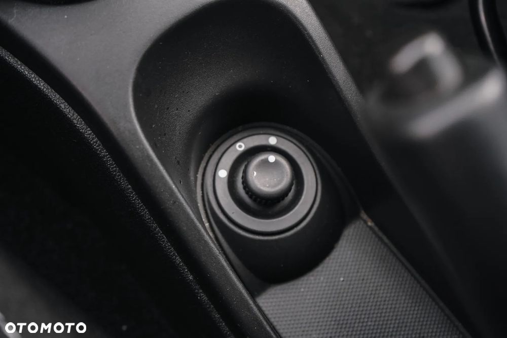 Dacia Duster 1.2 TCe Prestige S&S EU6 - 32