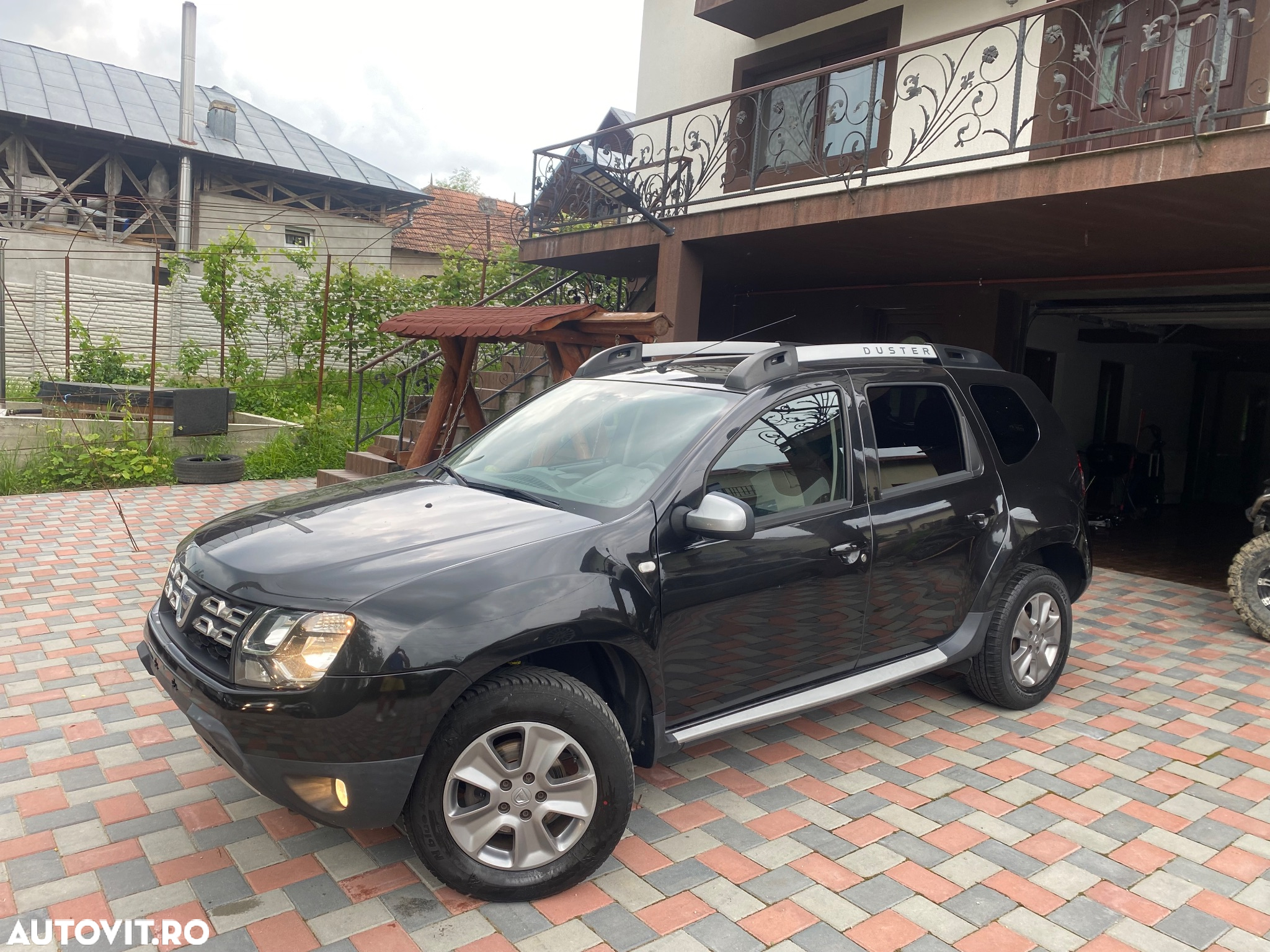 Dacia Duster 1.5 dCi 4x2 Laureate - 9