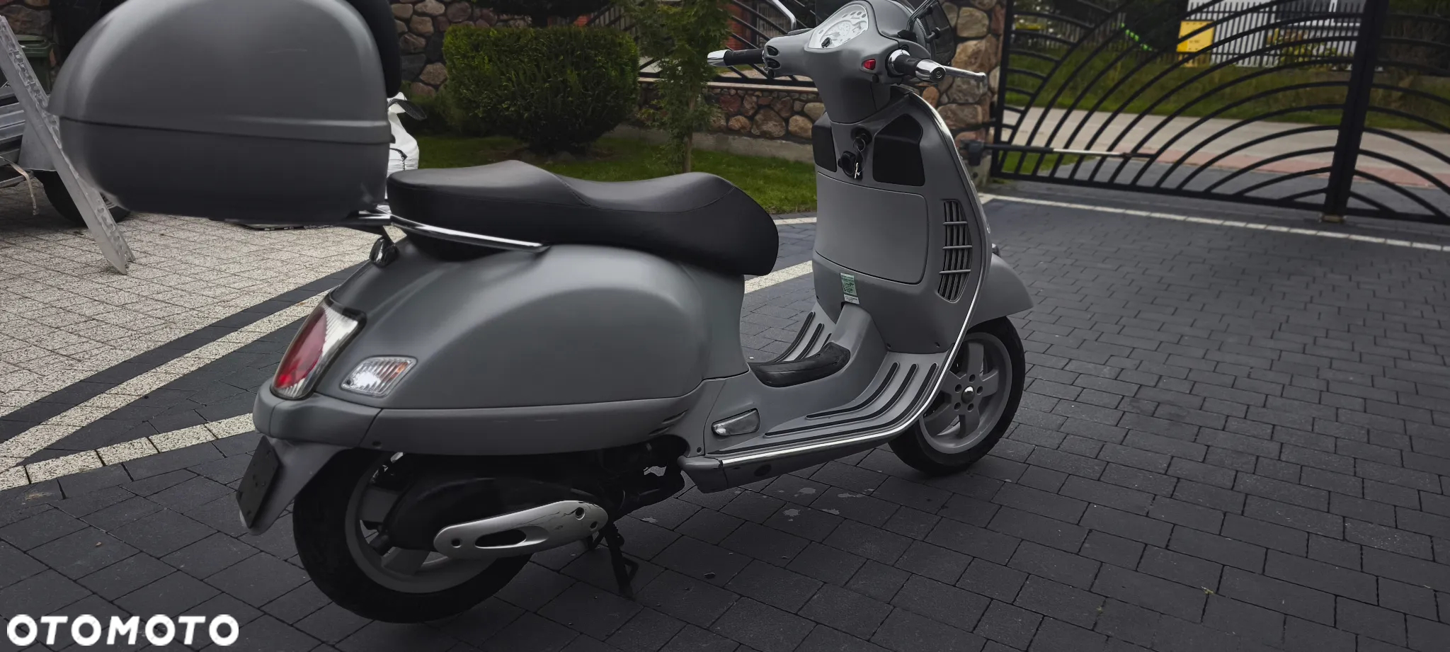 Vespa Grantourismo - 6