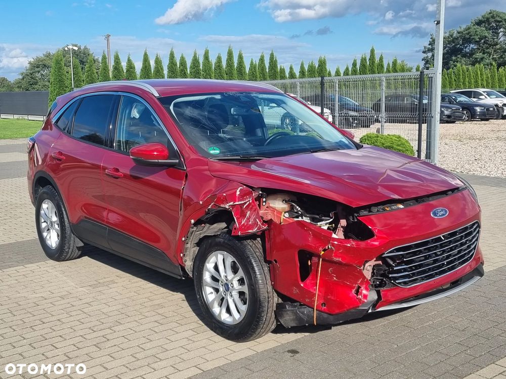 Ford Kuga 1.5 EcoBoost TITANIUM - 2