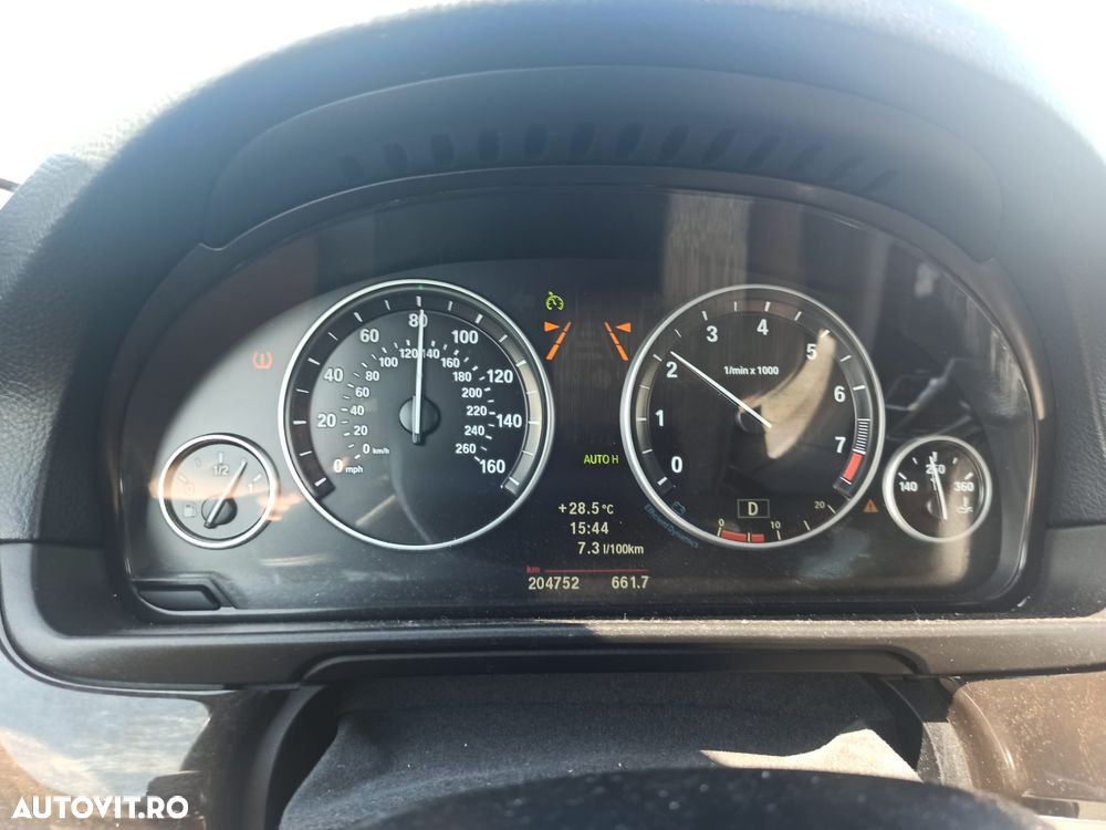 BMW Seria 5 528i Aut. - 4