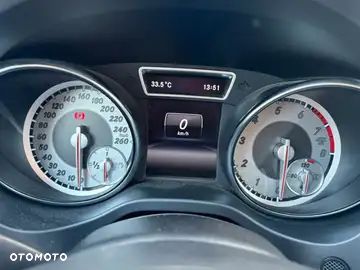 Mercedes-Benz CLA 180 - 15