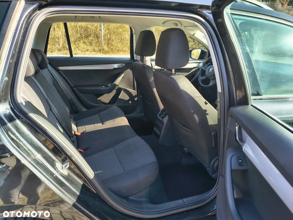 Skoda Octavia 2.0 TDI Ambition - 12