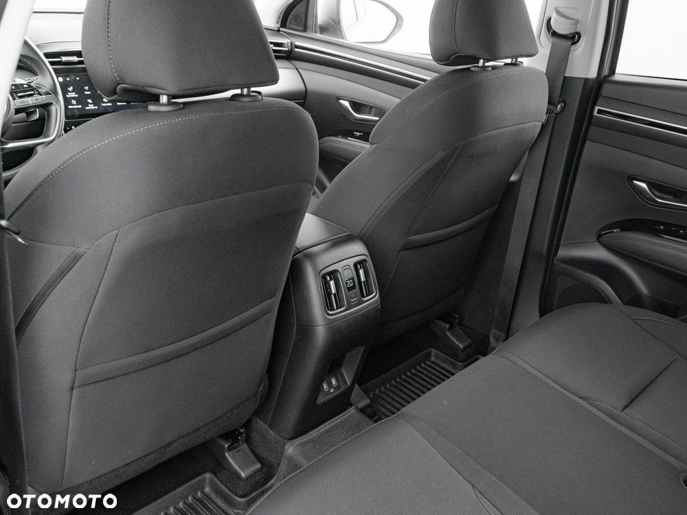 Hyundai Tucson - 25