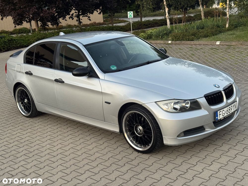 BMW Seria 3 - 18