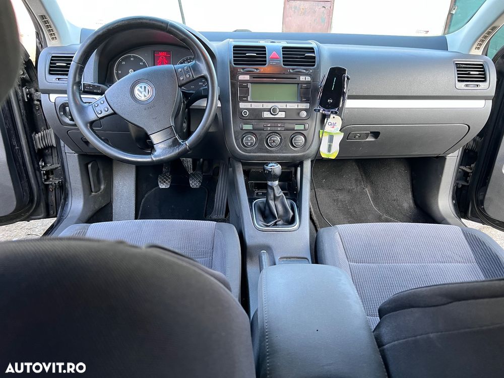 Volkswagen Jetta 1.9 TDI Comfortline - 7
