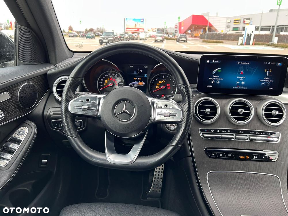 Mercedes-Benz GLC - 9