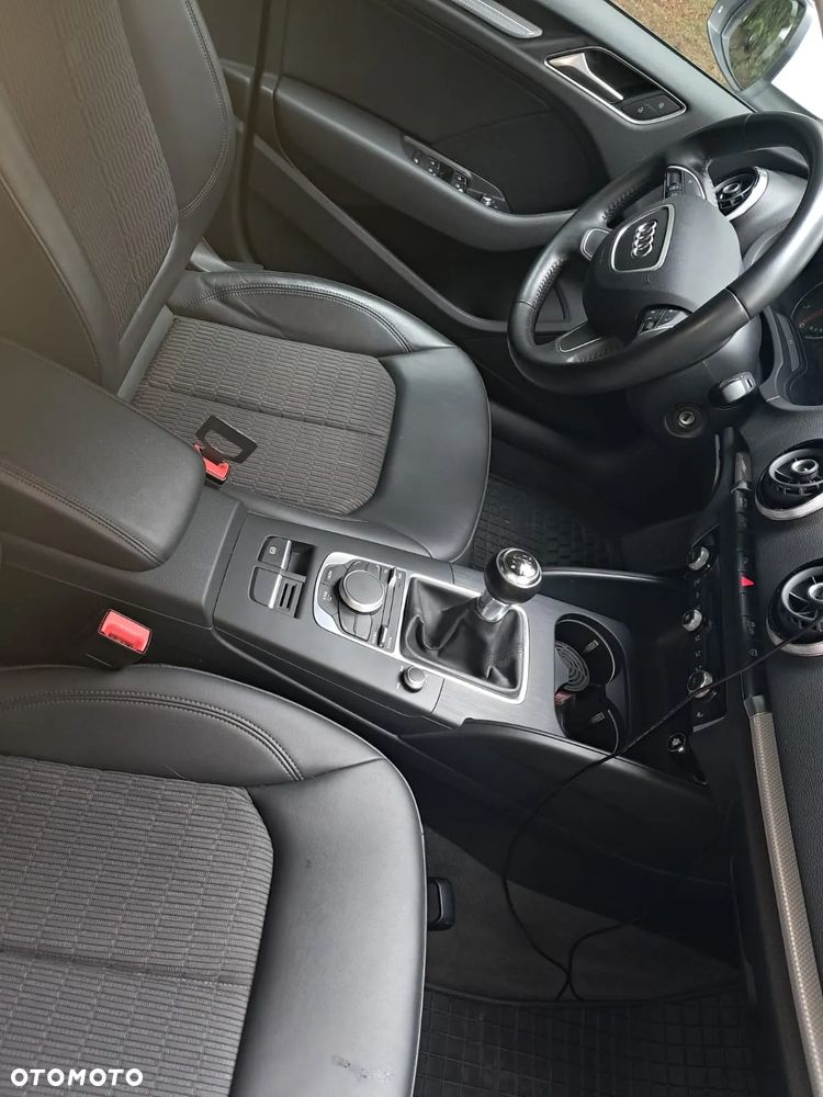 Audi A3 2.0 TDI - 11