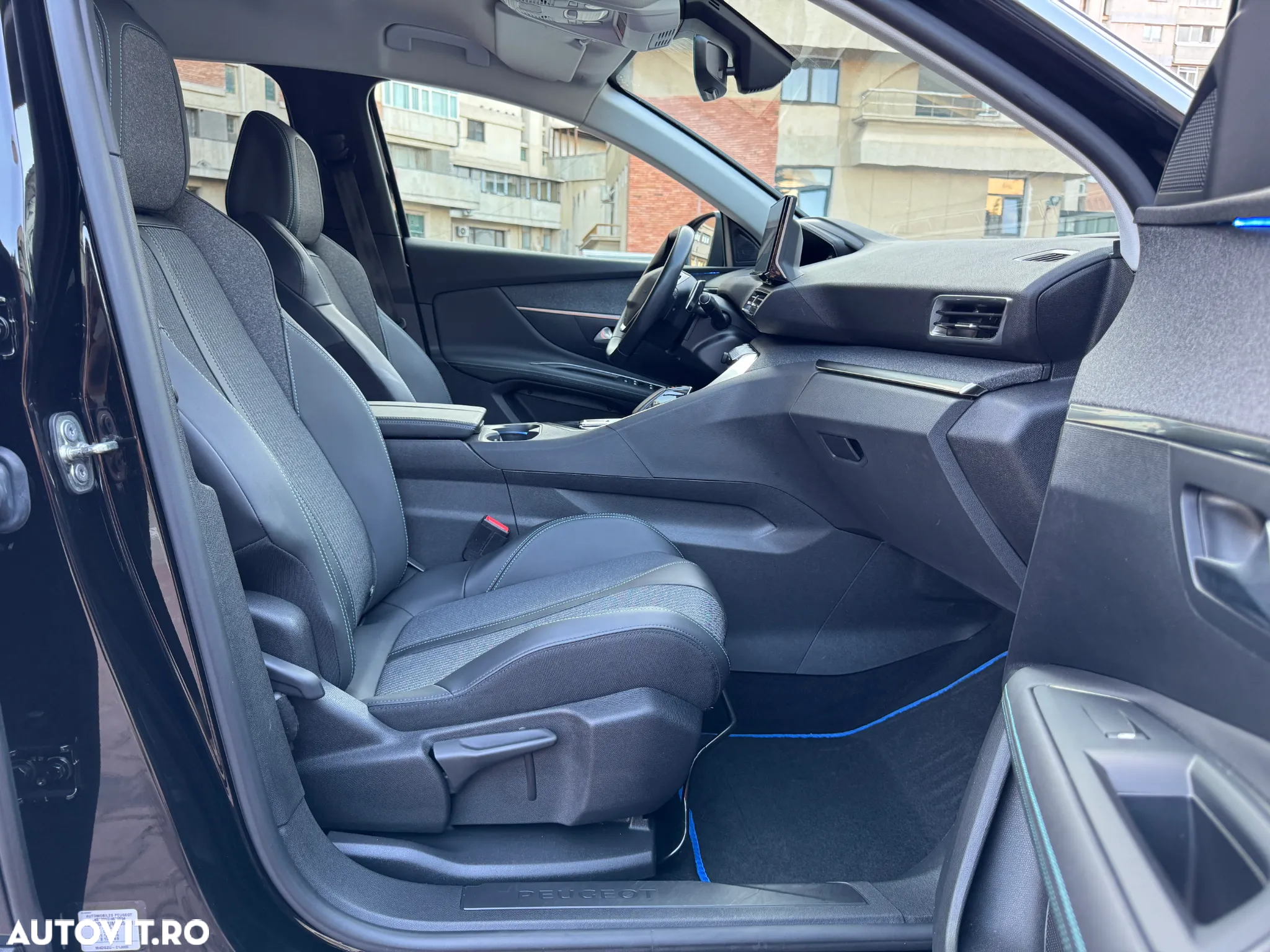 Peugeot 3008 Plug-In Hybrid 225 e-EAT8 Allure Pack - 16