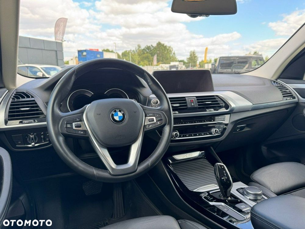 BMW X3 xDrive20d - 11