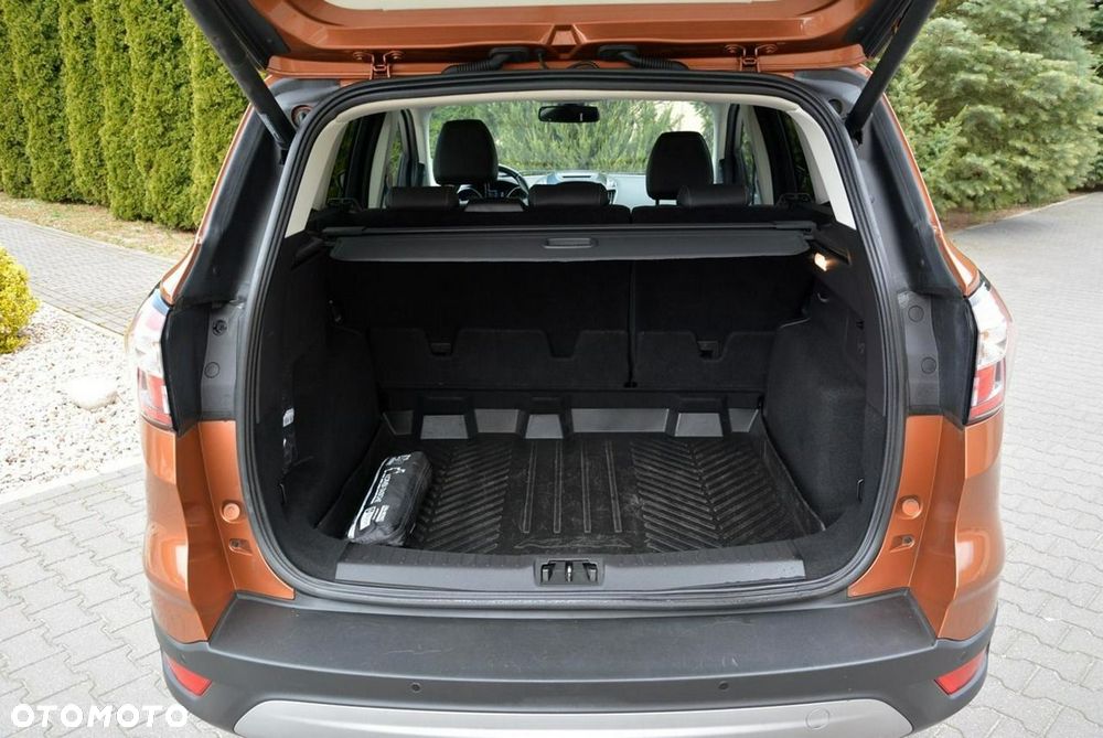 Ford Kuga 1.5 EcoBoost 2x4 Titanium - 33