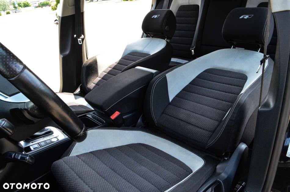 Volkswagen Passat Variant 2.0 TDI DSG BlueMotion Technology R-Line - 38