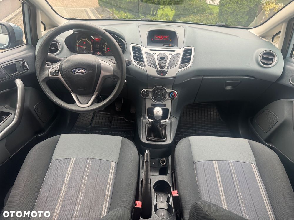 Ford Fiesta 1.25 Celebration - 5