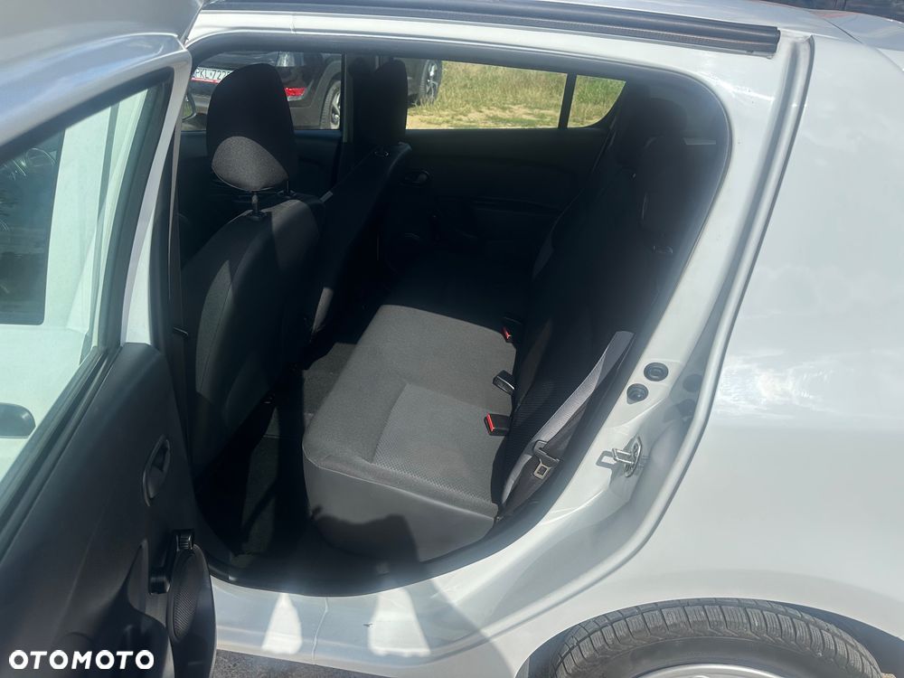 Dacia Sandero 1.2 16V 75 Essentiel - 12