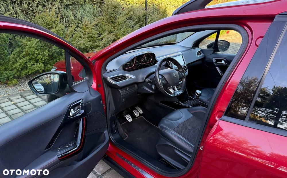 Peugeot 2008 1.6 BlueHDi Allure - 10