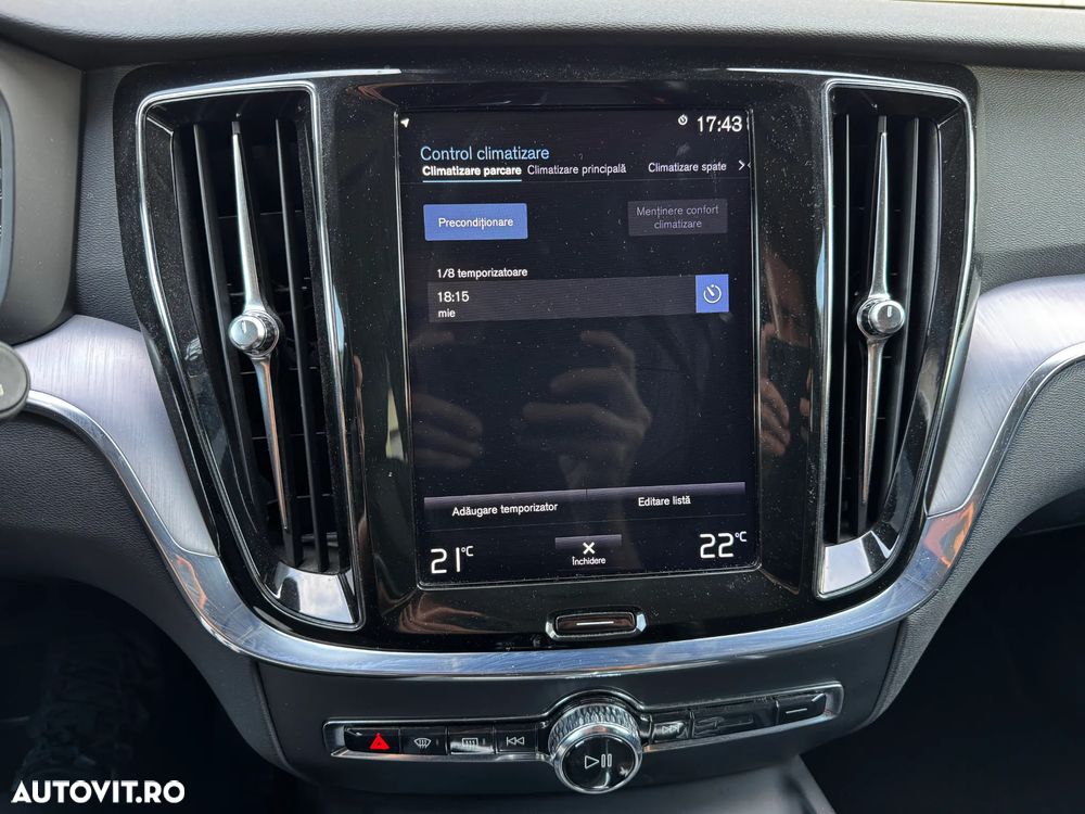Volvo V60 D4 Momentum Pro - 16