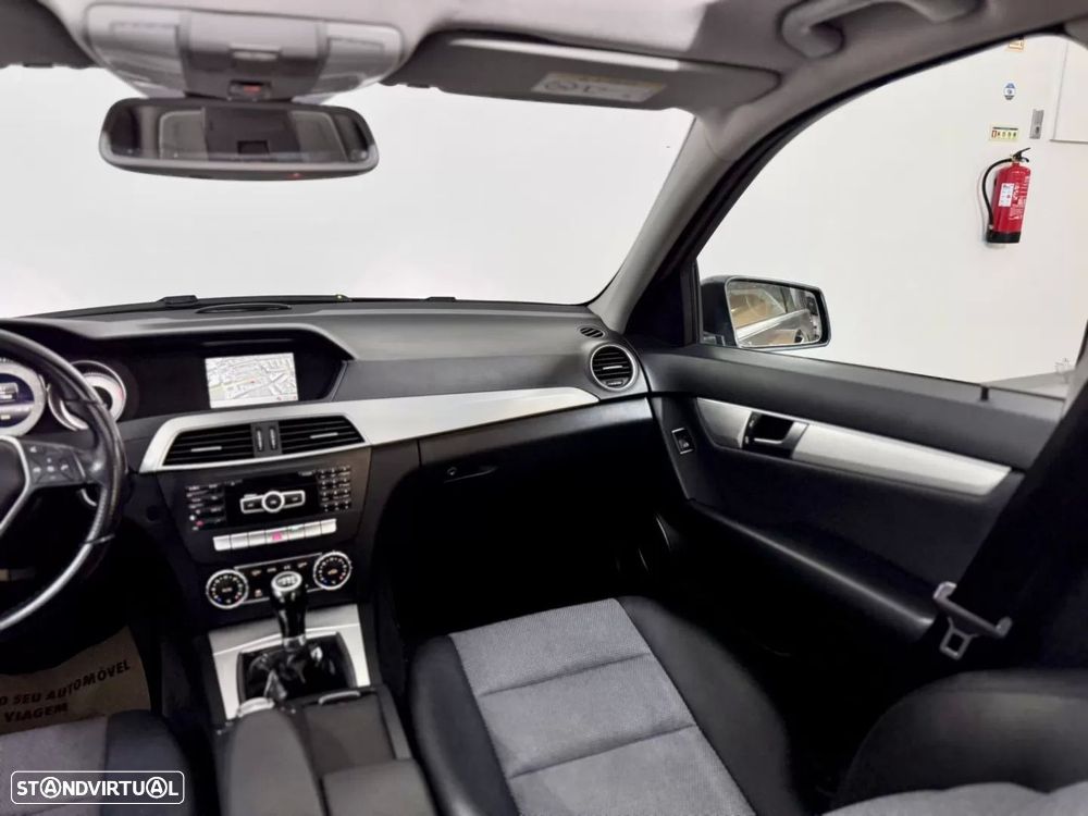 Mercedes-Benz C 220 CDi Avantgarde BE - 27