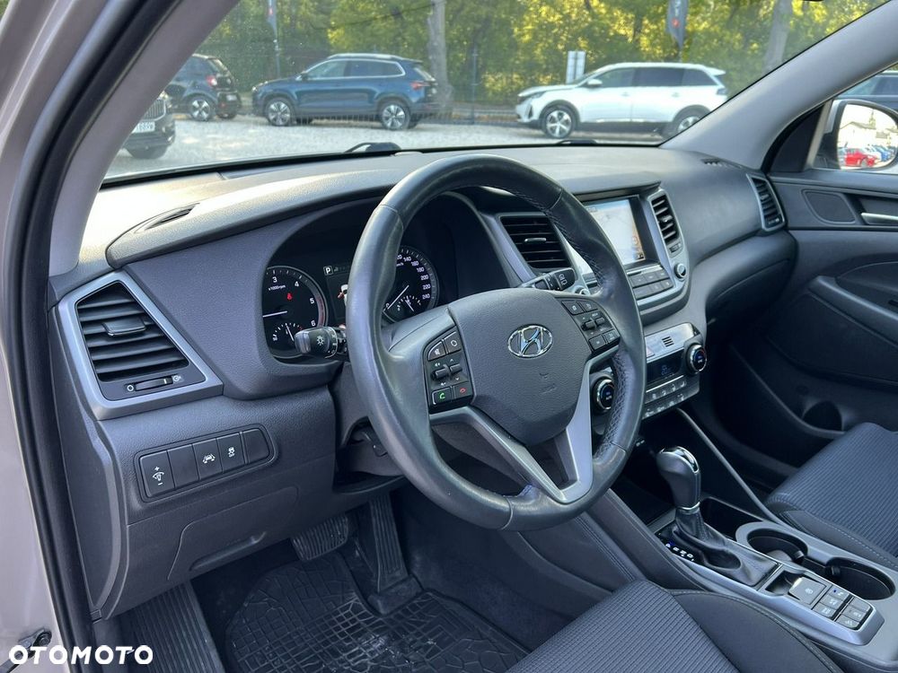 Hyundai Tucson blue 1.7 CRDi 2WD DCT Style - 12
