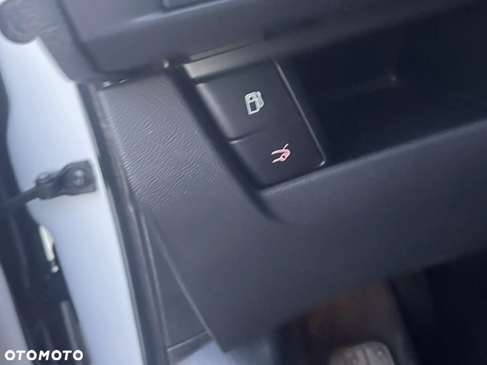 Citroën DS5 e-HDi 115 EGS6 SoChic - 29