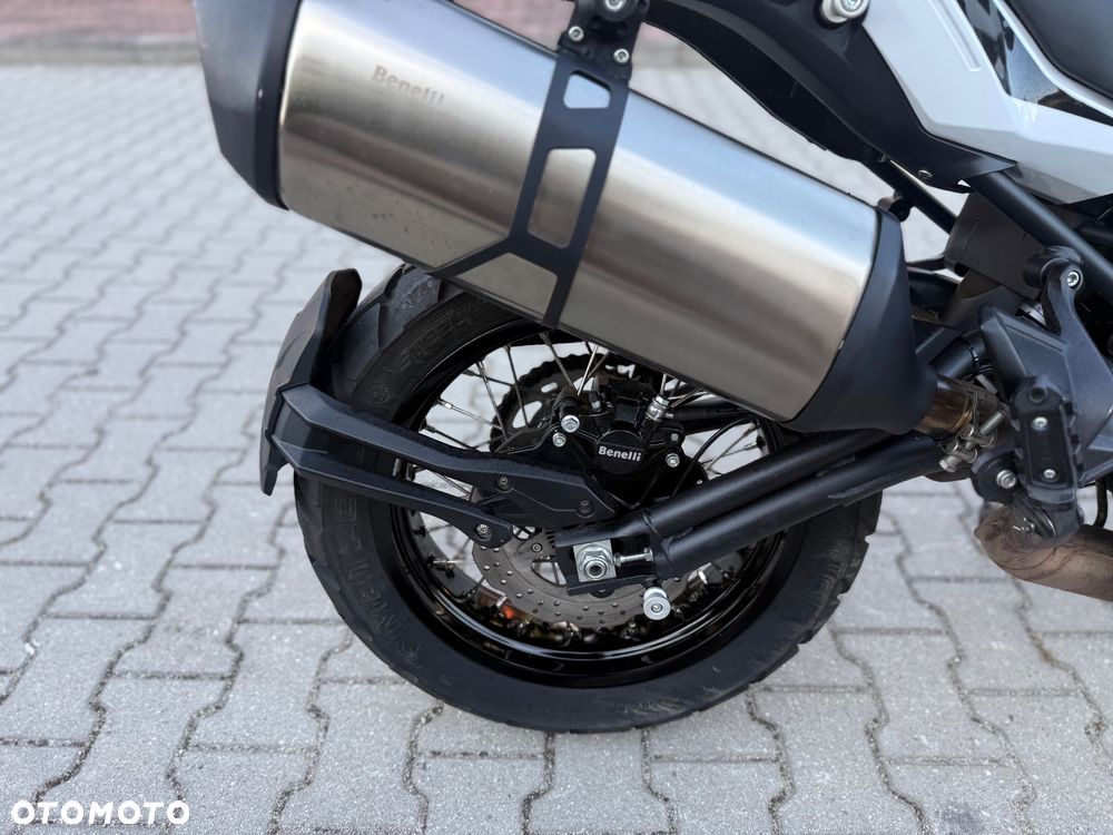 Benelli TRK 502X - 10