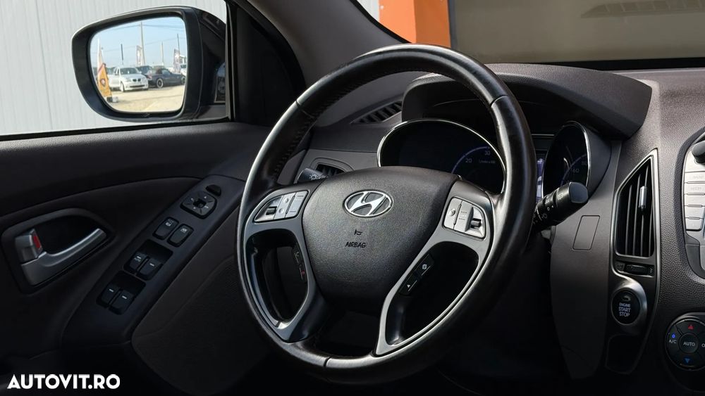 Hyundai ix35 - 18