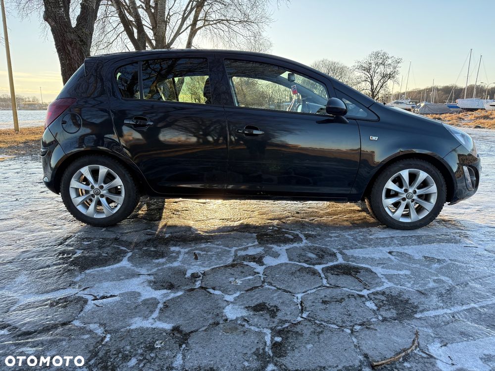 Opel Corsa 1.4 16V Color Edition - 6